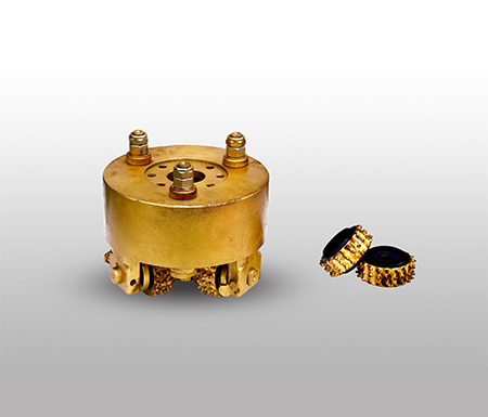 ��֦��ĥͷ����ͷ